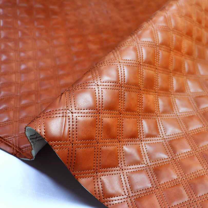 Sponssteekschuim Kunstmatige gewatteerde auto-auto's PVC-leerstof